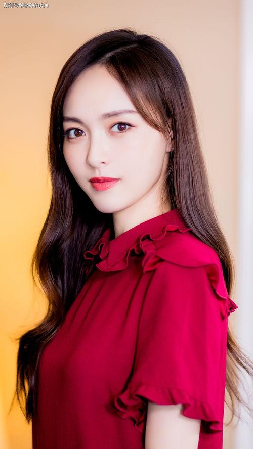 娱乐大爆料杨雪简介视频,娱乐大爆料中的璀璨星辉  第1张